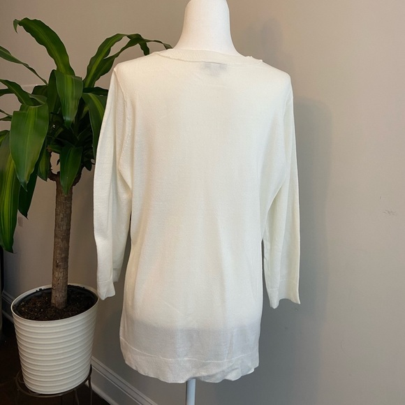 NWOT New York & Company Abstract Bow Sweater - Size XL - Picture 2 of 7